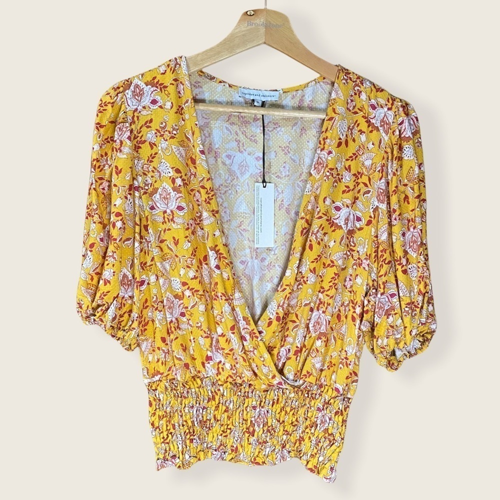 Cupcakes And Cashmere Ditsy Floral V-Neck Smocked Short Sleeve Top Blouse (NWT)